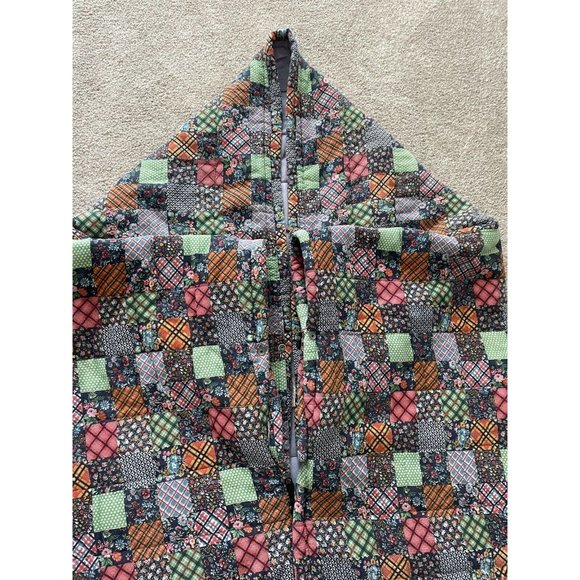 70s Vtg Patchwork Quilt Style Hugger by Barclay Wearable Sleeping Bag Snuggie - Picture 2 of 11